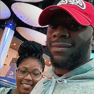 Meet your Posher, Deondre